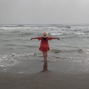 Meet your Posher, Yake